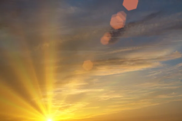 Sonnenuntergang am Himmel — Stockfoto