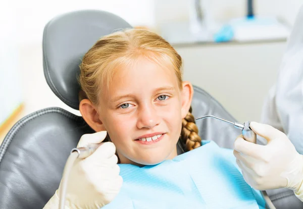 Ispezione della cavità orale — Foto Stock