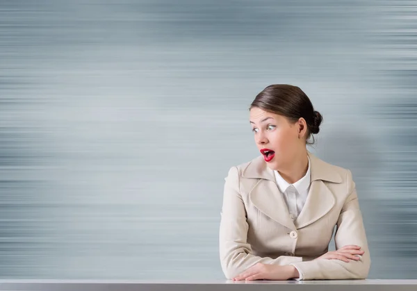 Mujer de negocios emocional —  Fotos de Stock