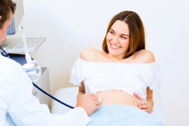 Resepsiyon hamile kadın