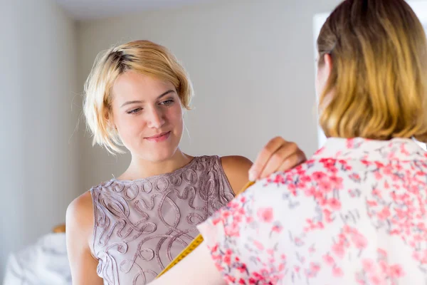 Naaister op het werk — Stockfoto