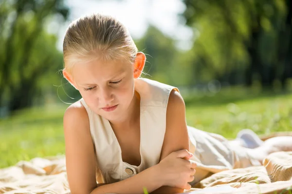 Summer weekend in park — Stock Photo, Image