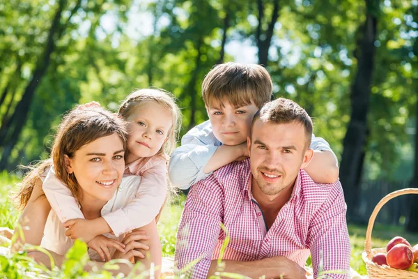 Wochenende mit der Familie — Stockfoto