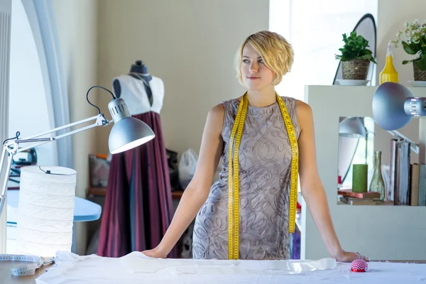 Seamstress in atelier studio — Stock Photo, Image