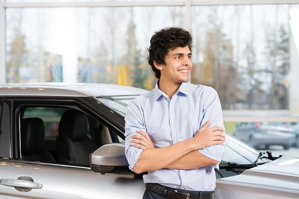 Compra de carro — Fotografia de Stock