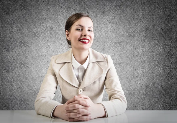 Mujer de negocios sonriente —  Fotos de Stock