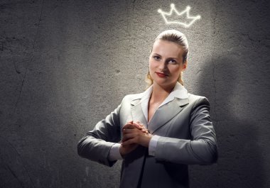 Genç iddialı işkadını