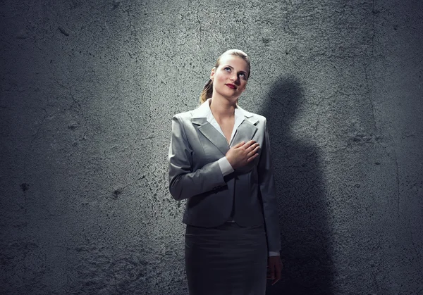 Mujer hacer juramento —  Fotos de Stock