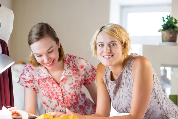 Two sempstress at work — Stock Photo, Image