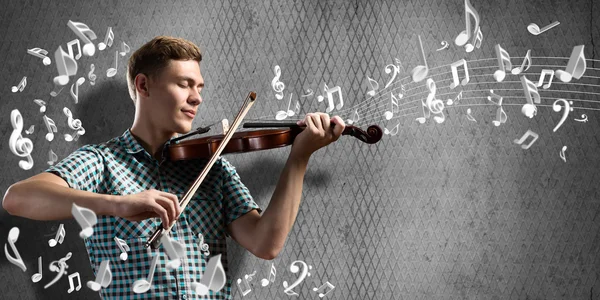 Man violinist in casual — Stock Photo, Image