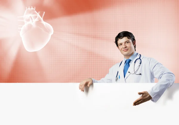 Medico con banner — Foto Stock