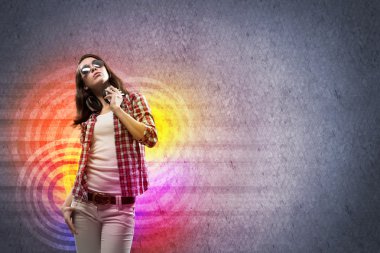 Müzik aşığı kız