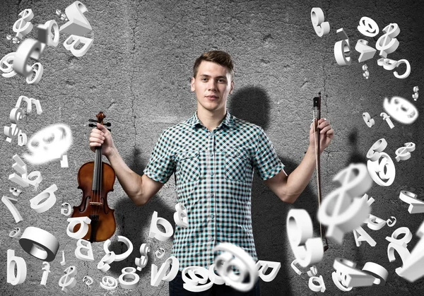 Uomo violinista in casual — Foto Stock