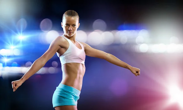 Jonge aantrekkelijke fitness meisje — Stockfoto