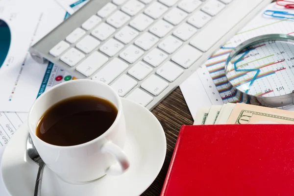 Pausa de negócios, mesa de escritório — Fotografia de Stock