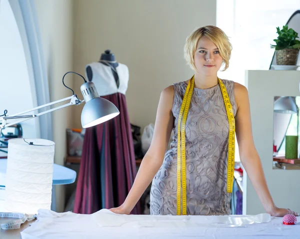 Seamstress in atelier studio — Stock Photo, Image