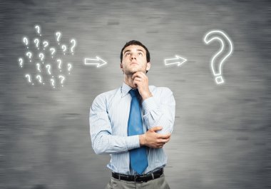 Düşünceli işadamı kamera arıyorum