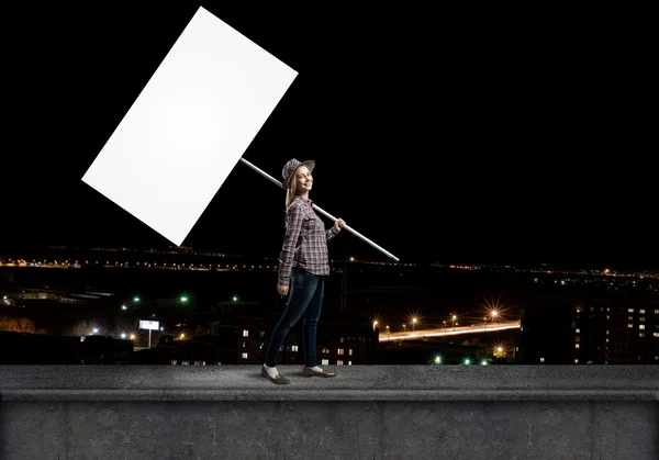 Meisje met witte banner — Stockfoto