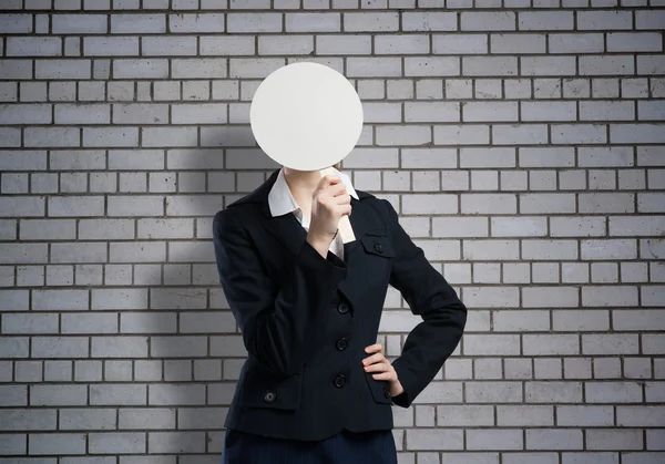 Mujer de negocios irreconocible escondiendo su cara —  Fotos de Stock