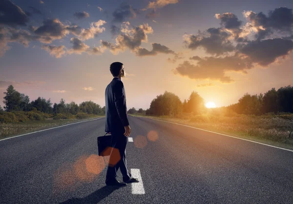 Businessman on Road to success — Stock Photo, Image