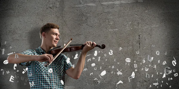 Handsome guy with violin — Stock Photo, Image