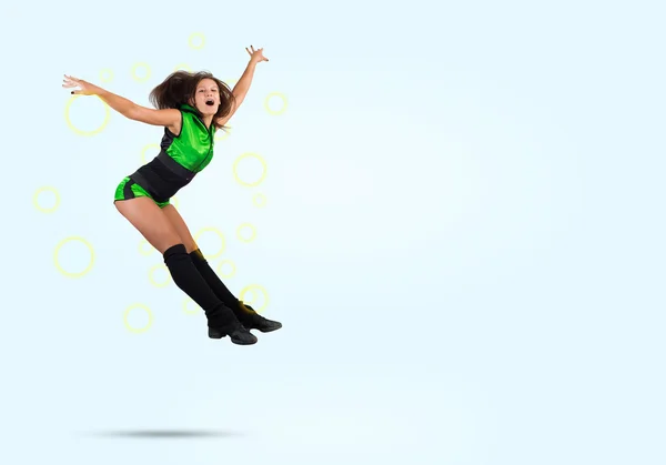 Chica animadora saltando alto —  Fotos de Stock