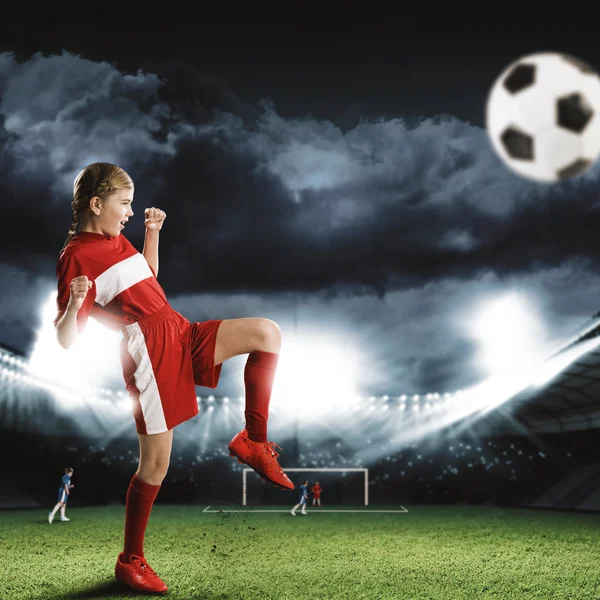 Jogador de futebol feminino — Fotografia de Stock