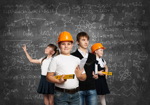 Дети выбирают будущую профессию
