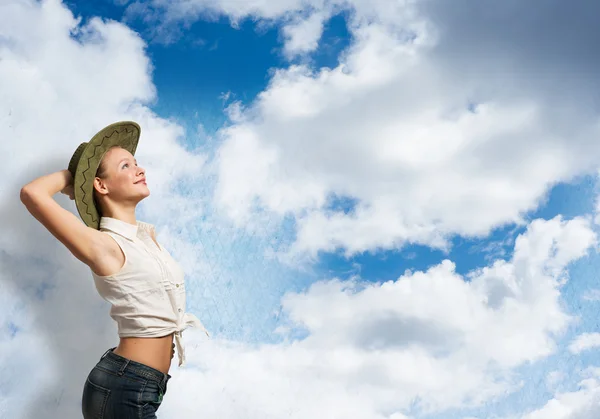 Pretty teenager girl in casual — Stock Photo, Image