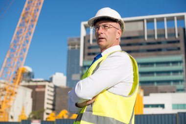 kendinden emin inşaat mühendisi