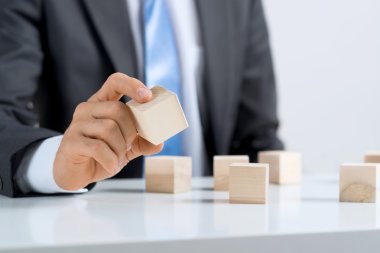 işadamı yapı kule