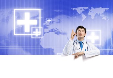 Doktor holding boş afiş