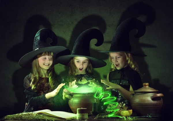 Three little witches — Stock Photo, Image