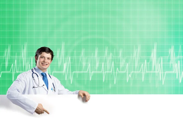 Medico con banner in bianco — Foto Stock