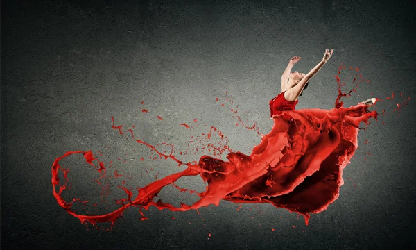 Passionerad kvinna dansare — Stockfoto
