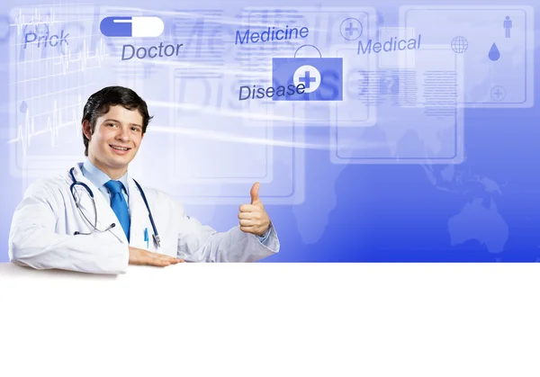 Doctor sosteniendo banner en blanco — Foto de Stock