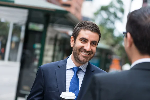 Empresários que fazem coffee break — Fotografia de Stock