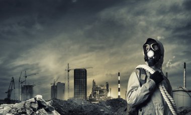 Gaz Maskeli adam kurtulan