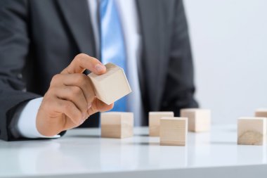 işadamı yapı kule