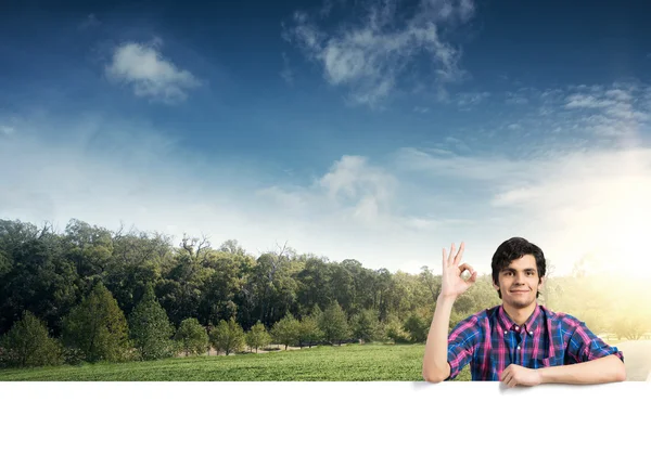 Young handsome man — Stock Photo, Image