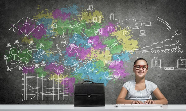 Piccolo genio della scuola — Foto Stock