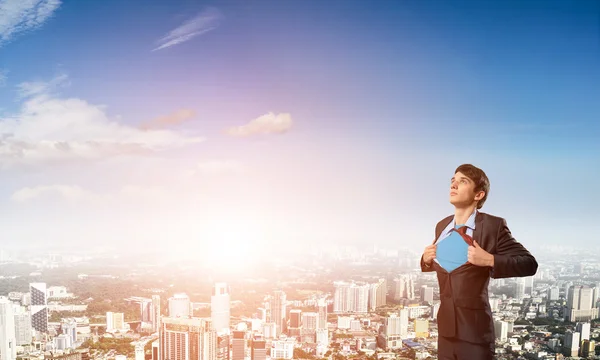 Office worker opening shirt — Stock Photo, Image