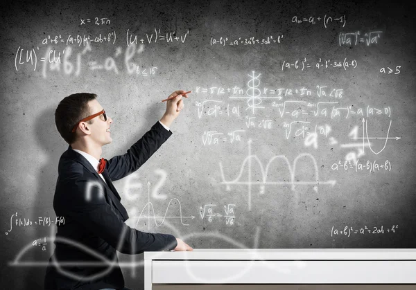 Student drawing science formulas — Stock Photo, Image