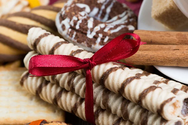 Kurabiye ve bisküvi kutlama için — Stok fotoğraf