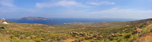 Panoramic view over the landscape of greek island mykonos — Stock Photo, Image