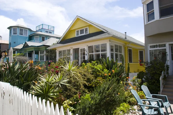 Kleurrijke Caribische stijl huizen in Venice Beach, Los Angeles - Californië — Stockfoto