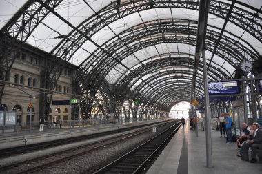 ana tren istasyonu Dresden, Almanya