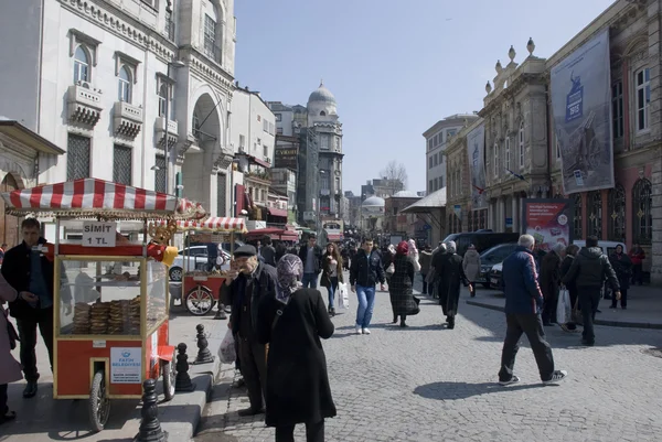 Concurrida calle de Estambul, pavo —  Fotos de Stock