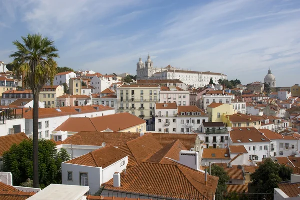 Vista sobre la Alfama de Lisboa, Portugal —  Fotos de Stock