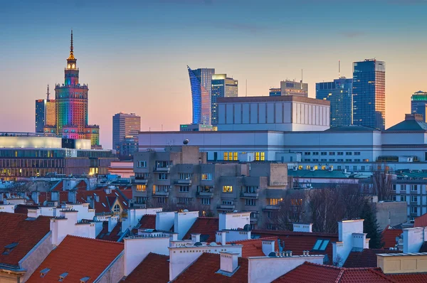 Панорамный вид на Варшаву на закате — стоковое фото